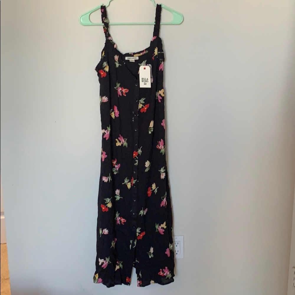 NWT Billabong midi dress